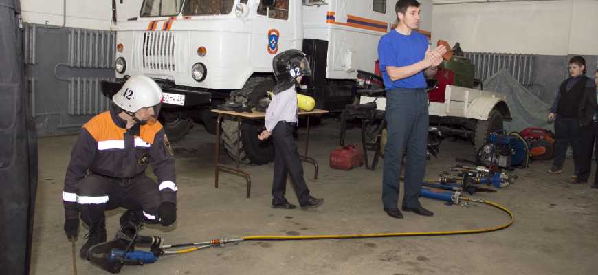 Экскурсия "Они первыми приходят на помощь ...."